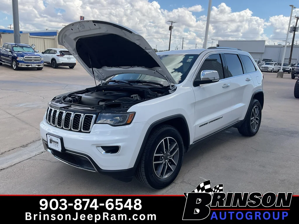 Used 2022 Bright White Clearcoat Jeep Limited image 14