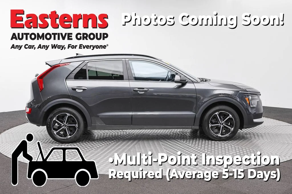 Used 2025 Gray Kia LX image 4