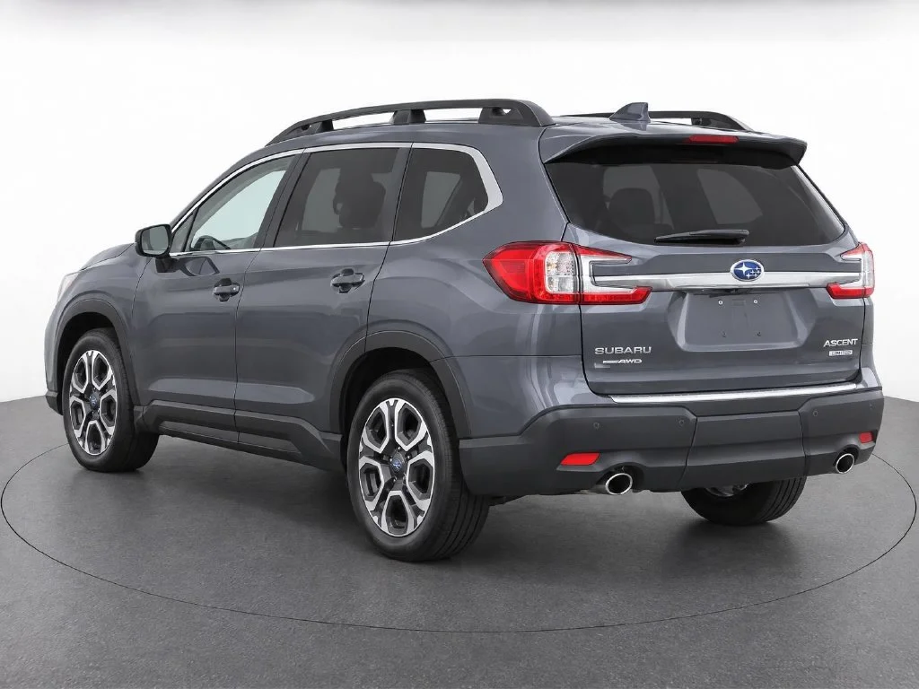 Used 2024 Gray Subaru Limited image 4