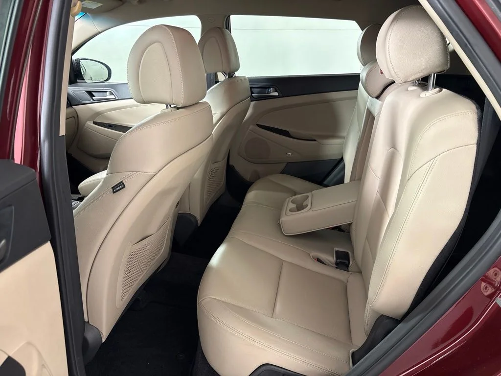 Used 2018 Red Hyundai SEL Plus image 25