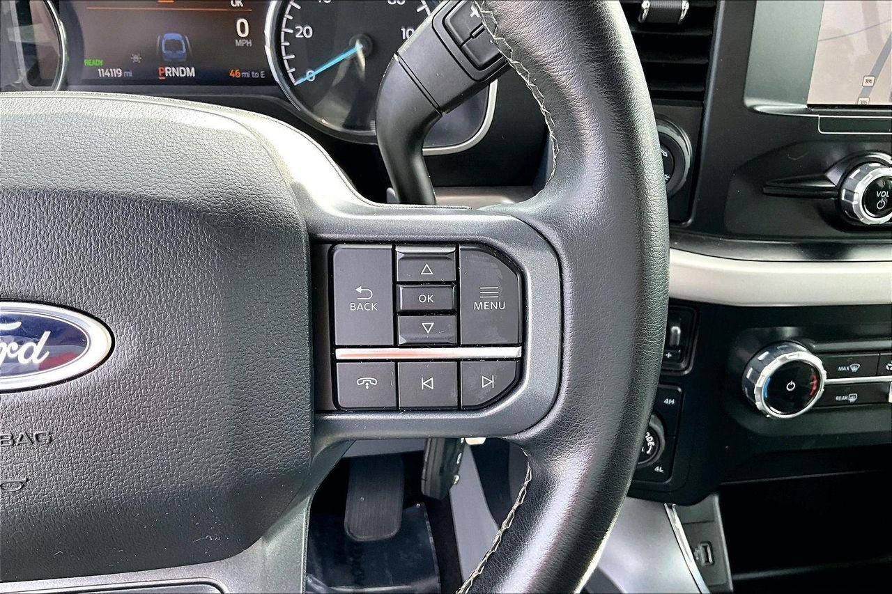 Used 2023 CARBONIZED GRAY METALLIC Ford XLT image 15