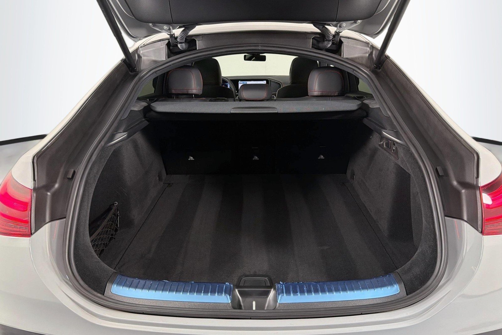 Certified Used 2025 MANUFAKTUR Alpine Grey Mercedes-Benz GLE 53 image 23