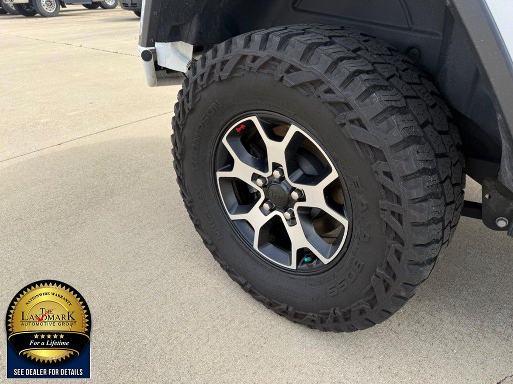 Used 2021 Bright White Clearcoat Jeep Unlimited Rubicon 4x4 image 19