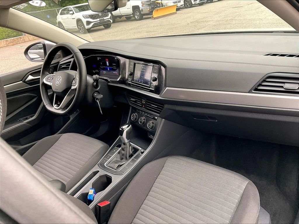 Used 2024 Silver Volkswagen 1.5T S image 14