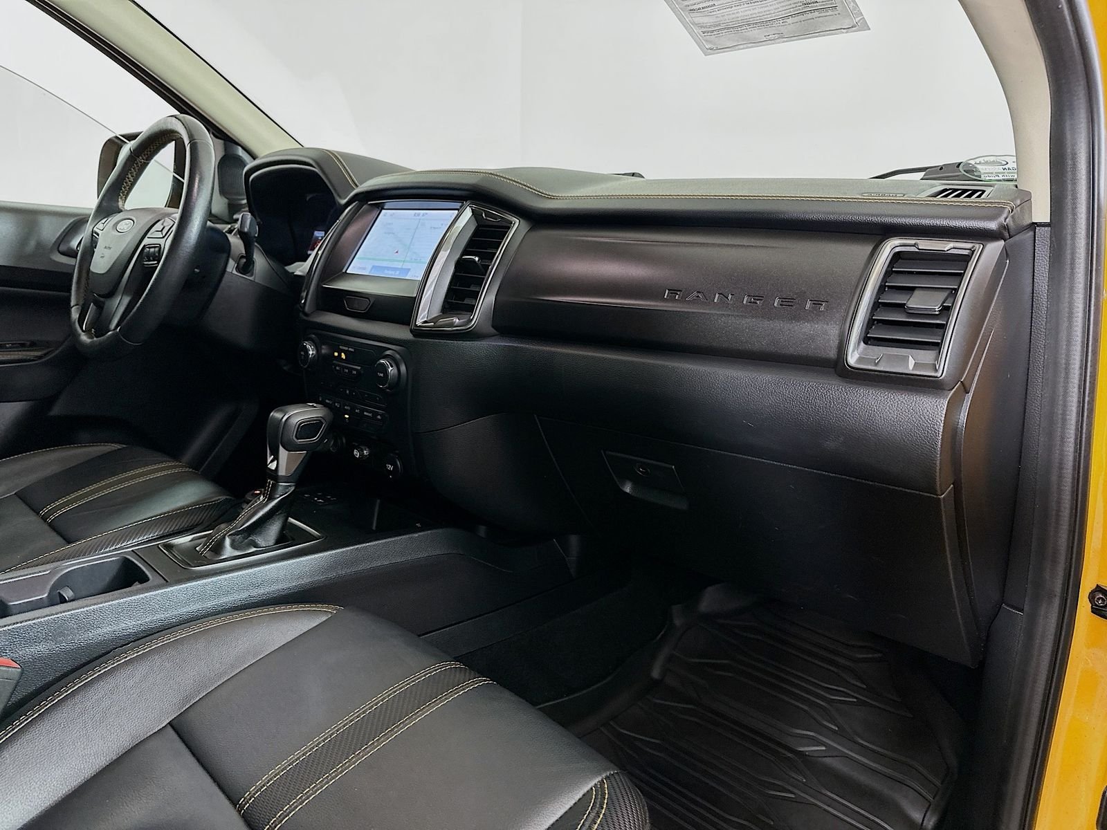 Used 2022 Cyber Orange Metallic Tricoat Ford Lariat image 26