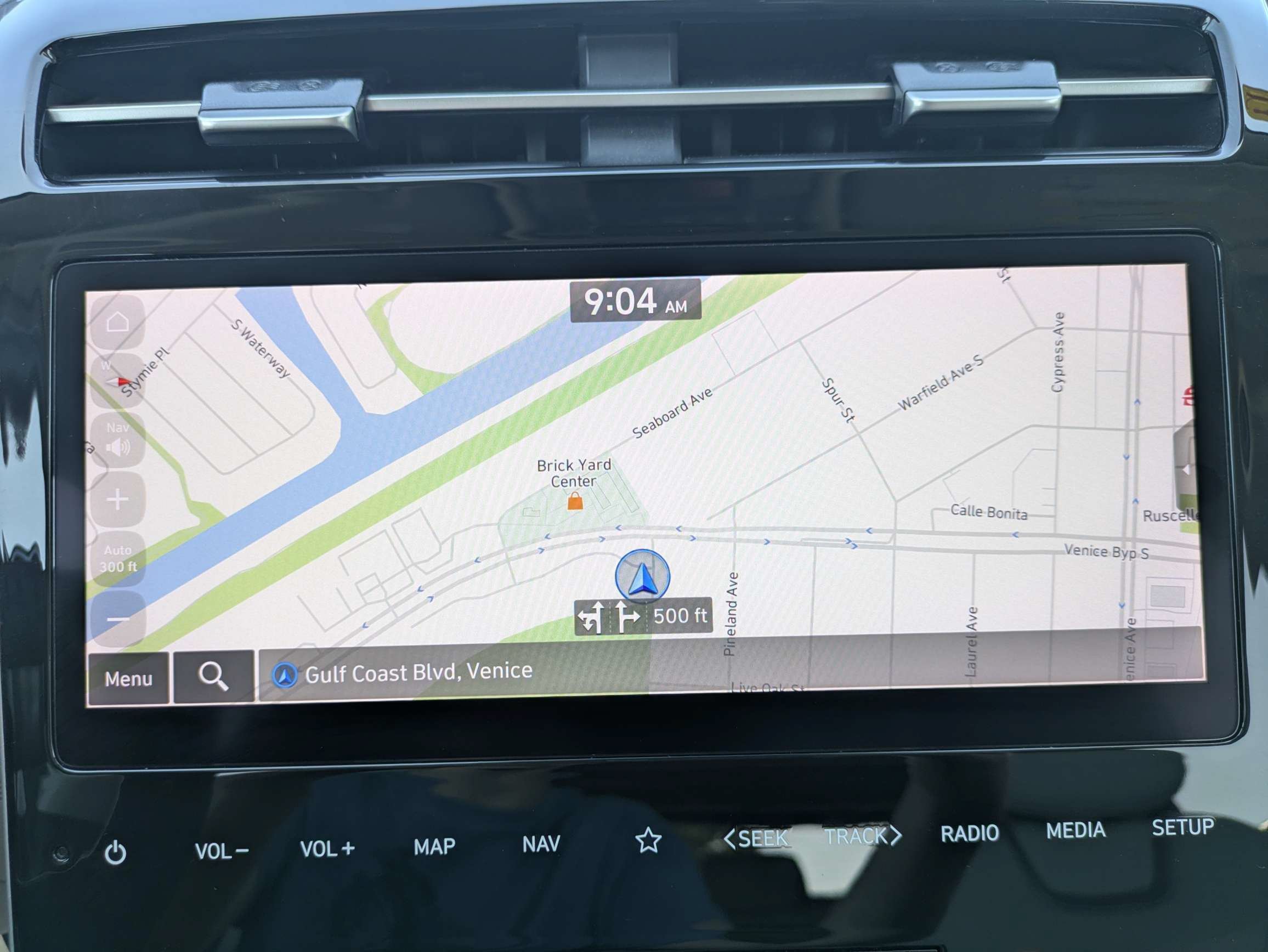 Used 2022 Quartz White Hyundai Limited image 25