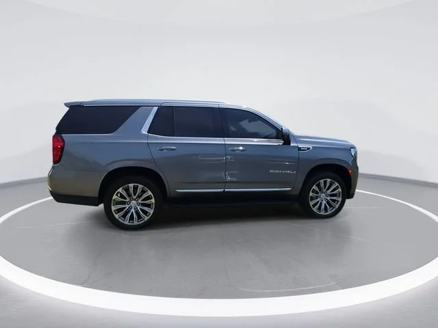 Used 2021 Gray GMC Denali image 9
