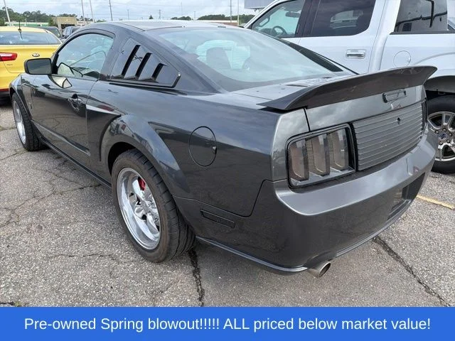 Used 2008 Gray Ford GT Premium image 5