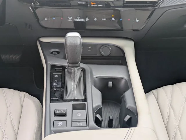 New 2026 Gun Metallic Nissan SL image 18