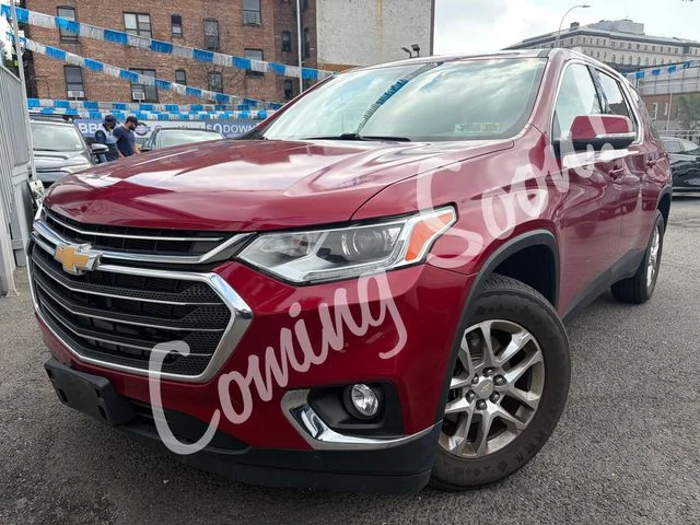 2021 Chevrolet Traverse LT Cloth FWD photo