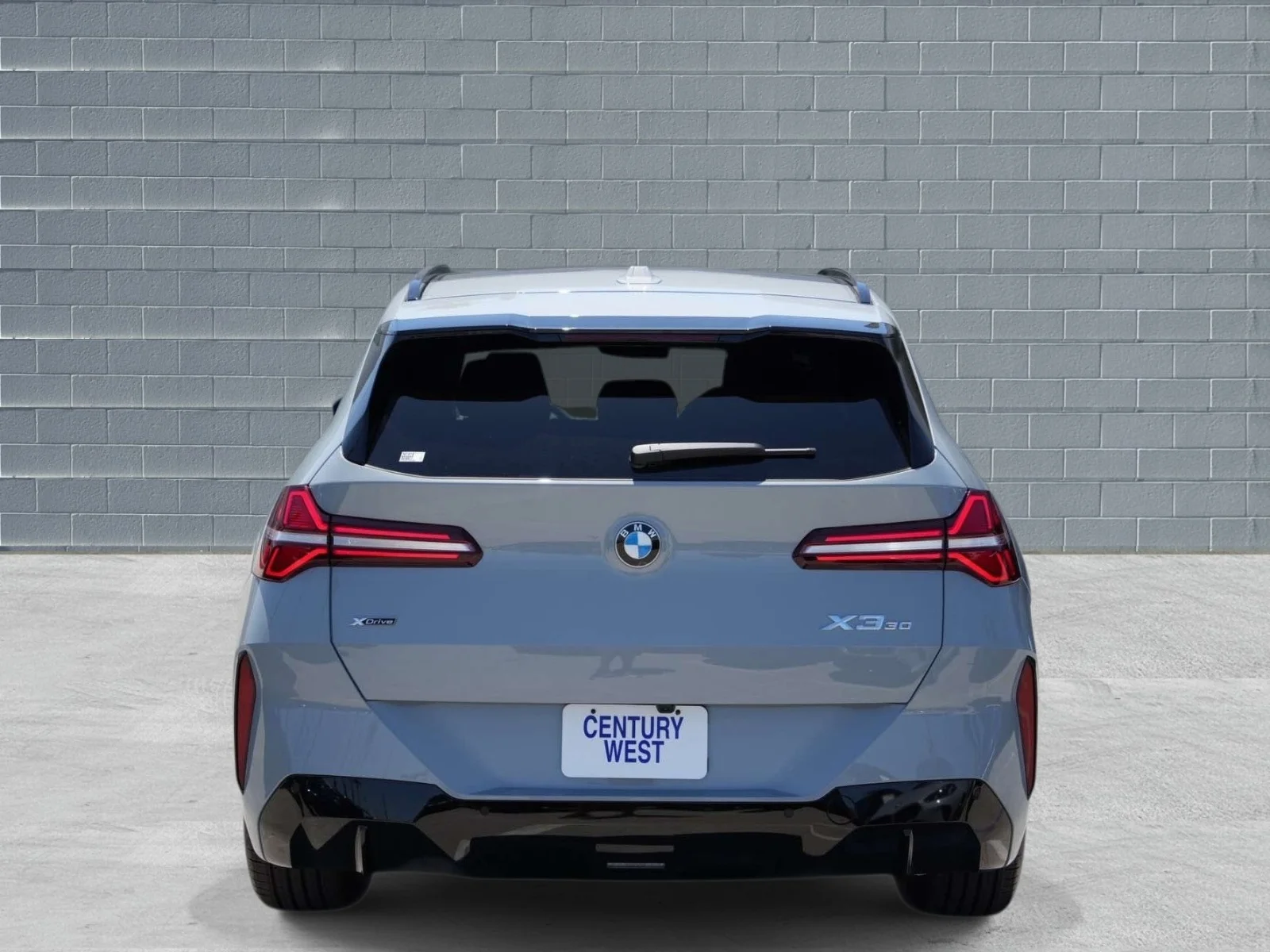 New 2026 Brooklyn Grey Metallic BMW 30 xDrive image 4
