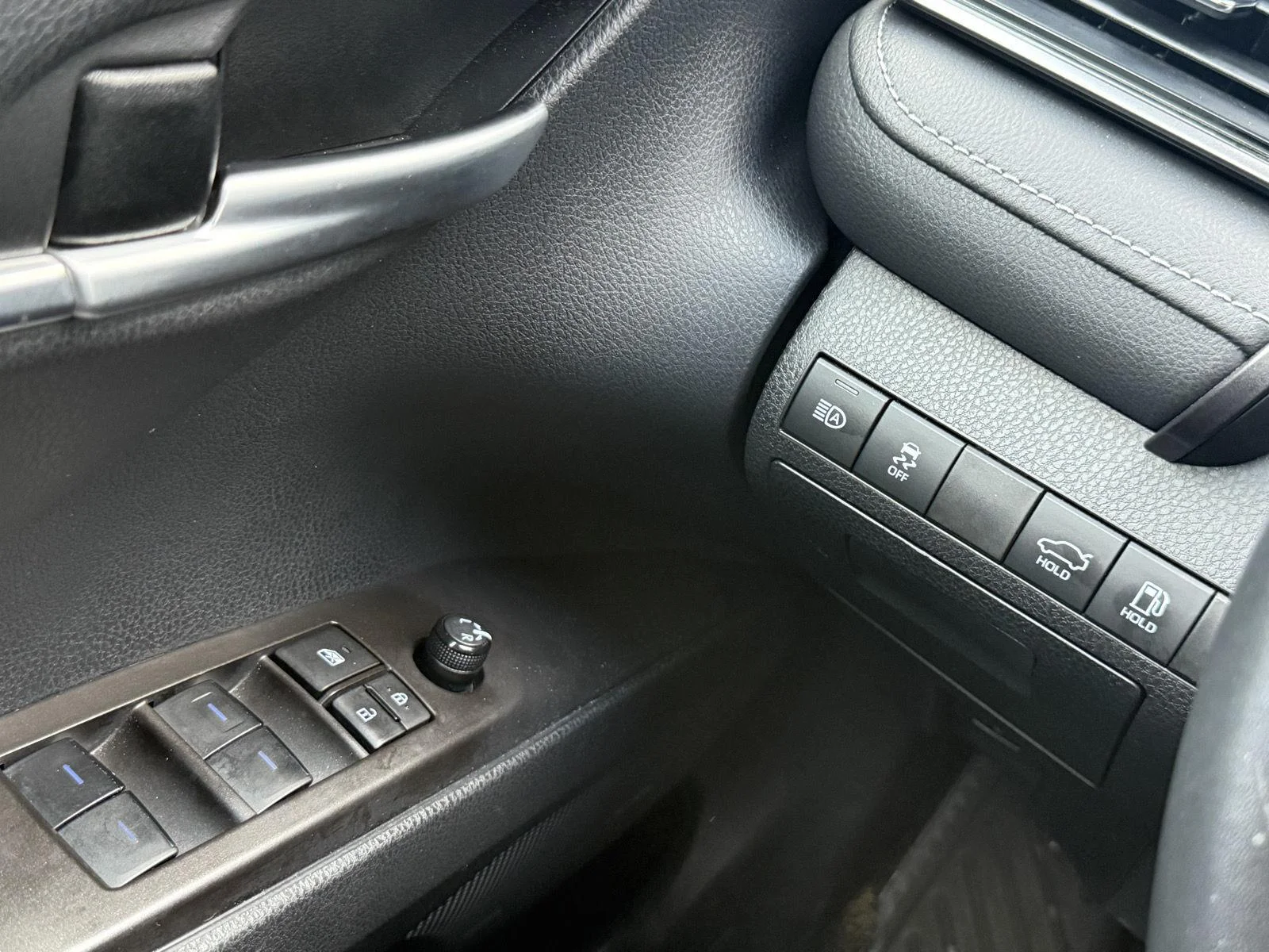 Used 2024 Midnight Black Metallic TOYOTA  image 21