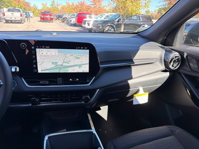 2027 Chevrolet Equinox LT - Photo 25