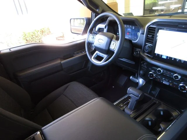New 2026 Carbonized Gray Metallic Ford XLT image 23