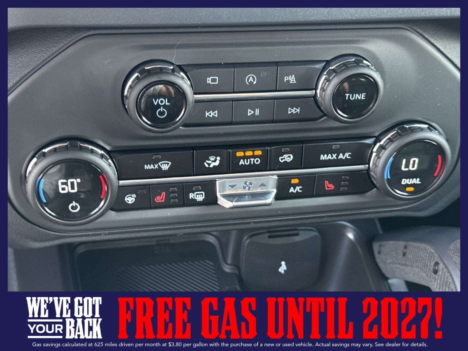New 2026 Velocity Blue Metallic Ford Badlands image 23