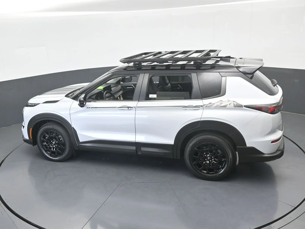 2026 Mitsubishi Outlander Trail Edition - Photo 57