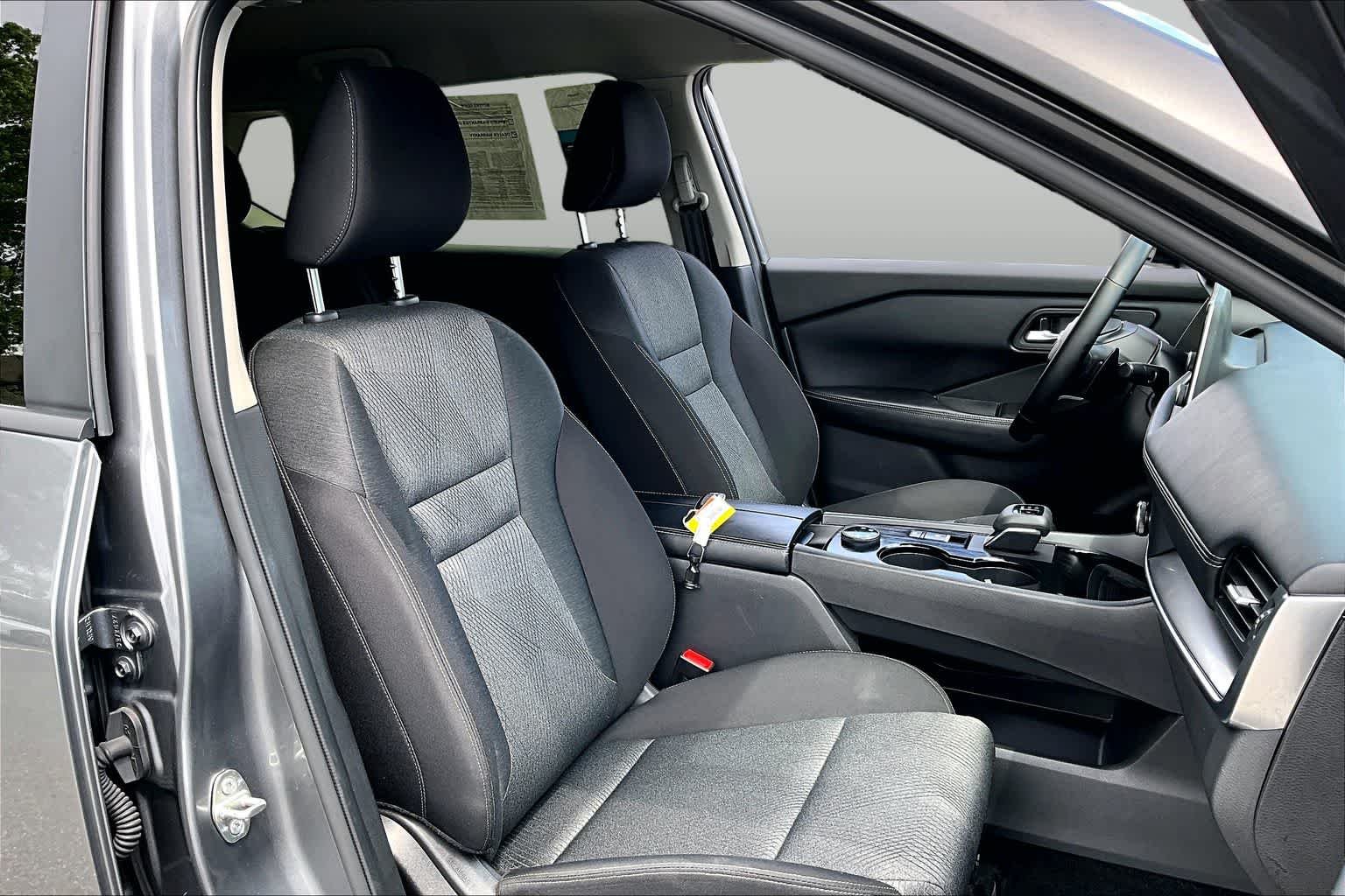 Used 2025 Gun Metallic Nissan SV image 9