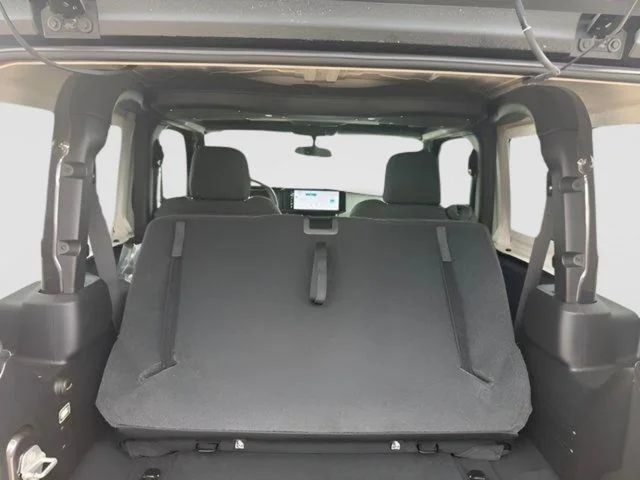 New 2026 Granite Crystal Metallic Clearcoat Jeep Sport image 25