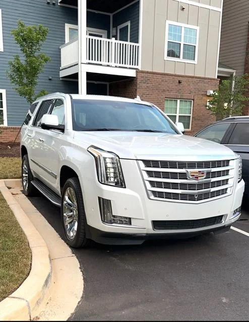 2018 Cadillac Escalade AWD Luxury's photo