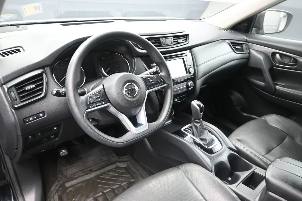 Used 2020 Black Nissan S image 20