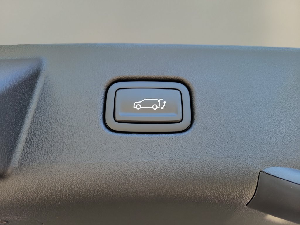 New 2027 Pale Gray Kia EX image 15