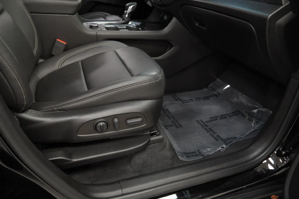 Used 2023 MOSAIC BLACK METALLIC Chevrolet LT Leather image 42