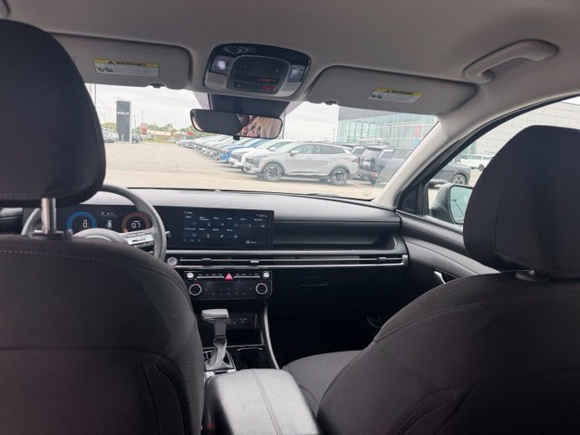 Used 2025 Black Hyundai SEL image 28
