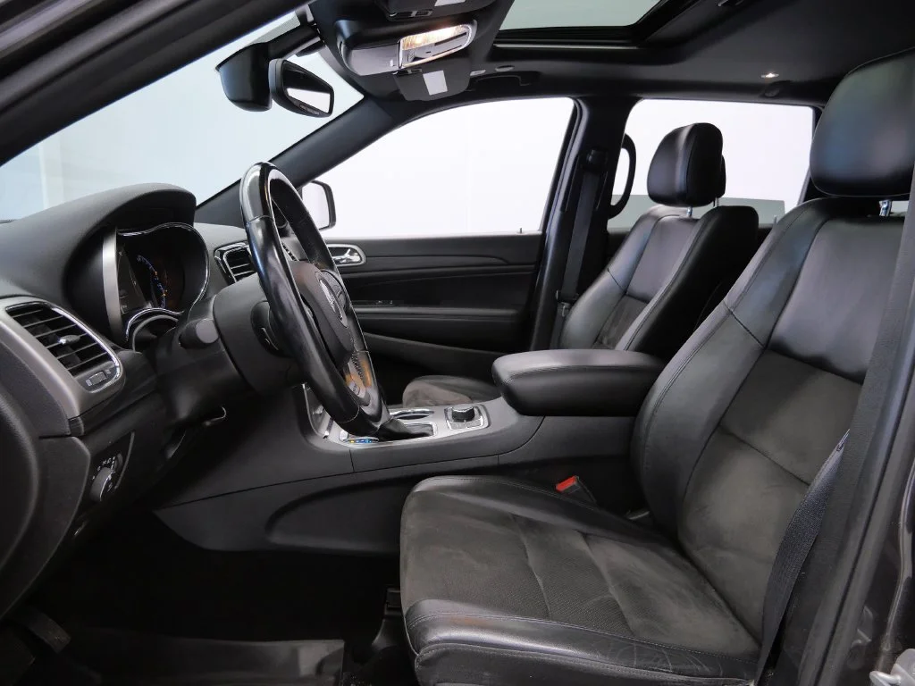 Certified Used 2020 Gray Jeep Laredo image 13