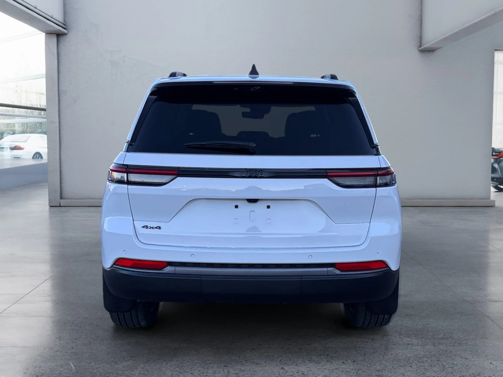 New 2027 BRIGHT WHITE Jeep Limited image 4