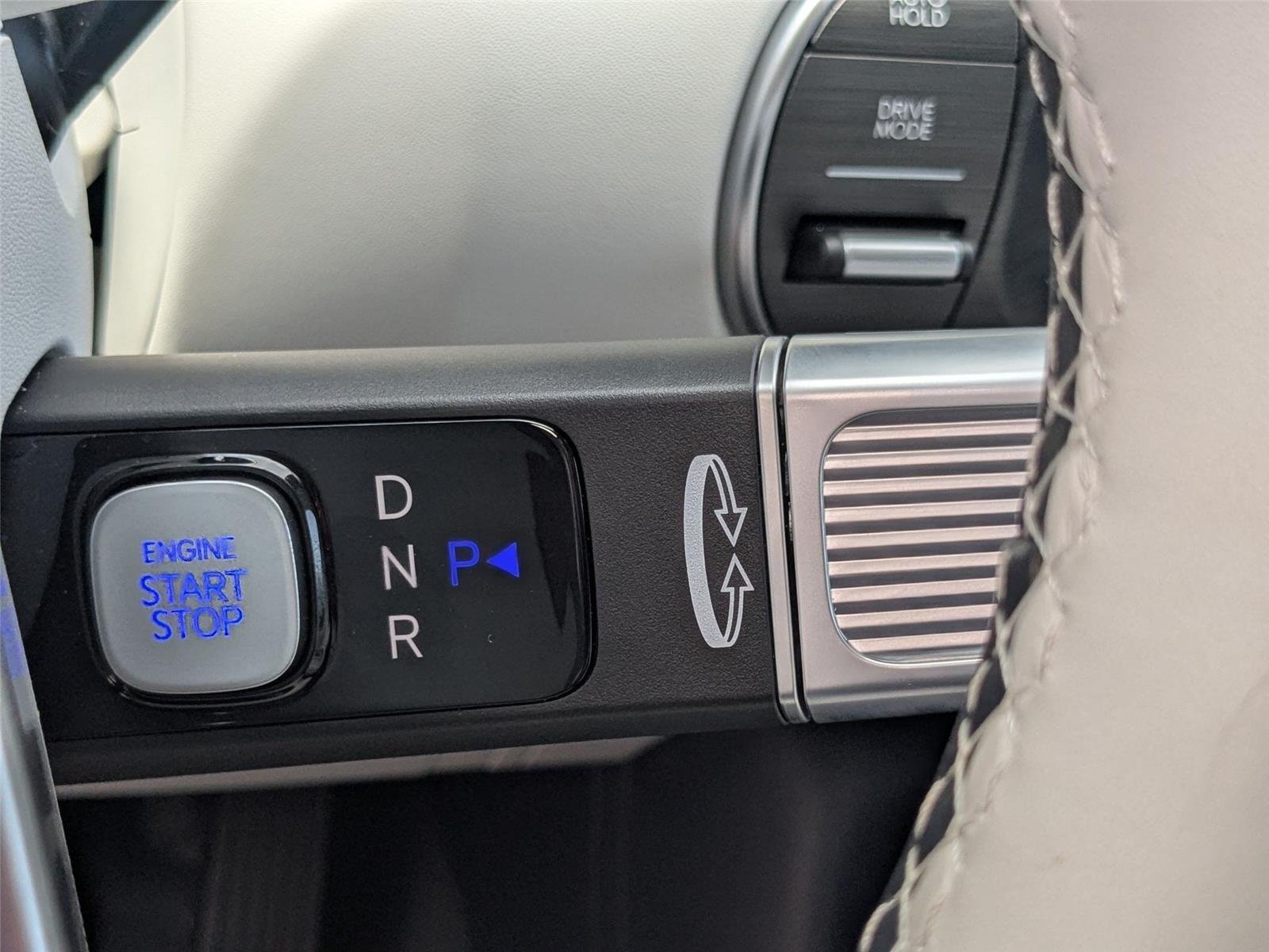 New 2026 Ecotronic Gray Pearl Hyundai Calligraphy image 17