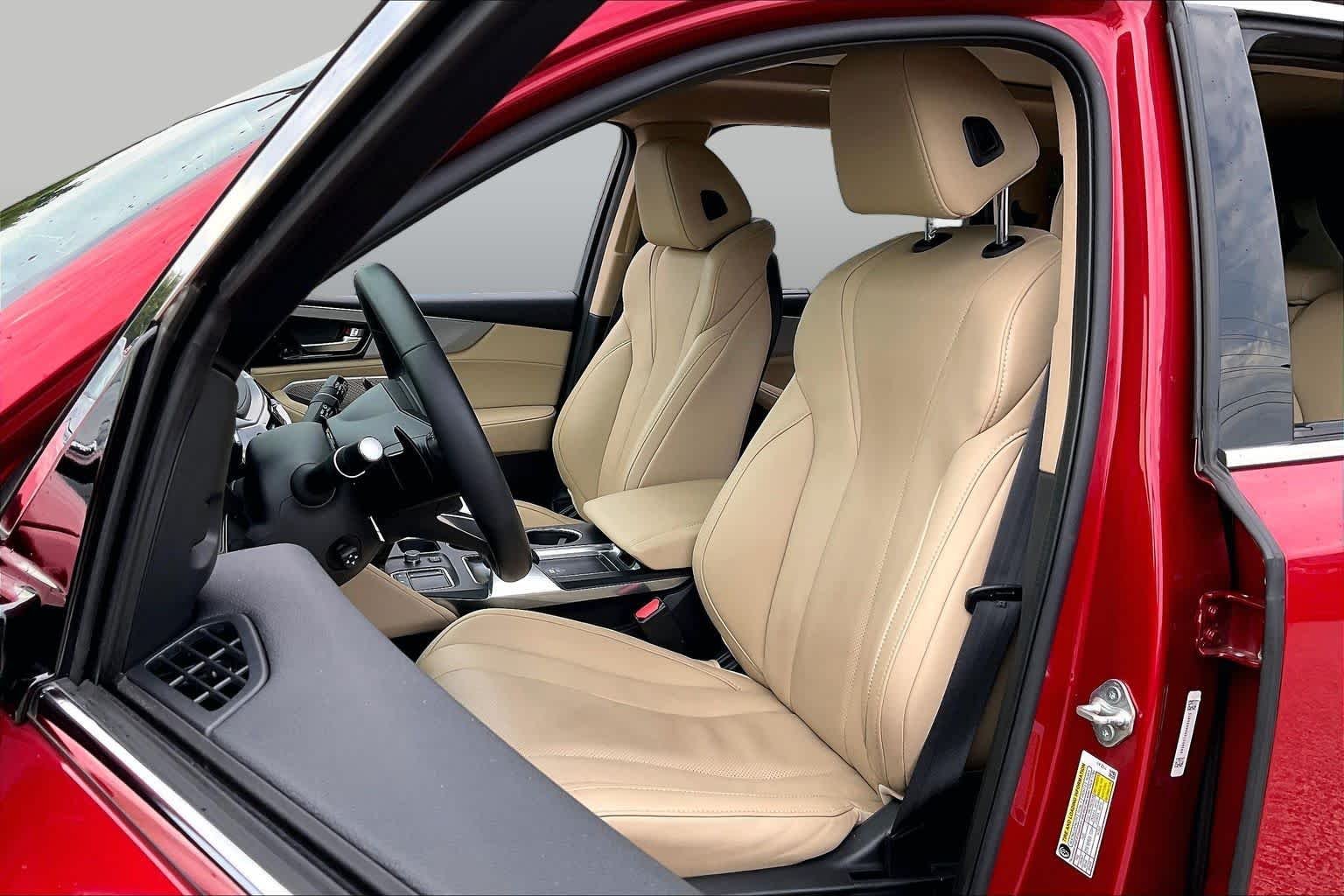 Used 2023 RED Acura w/Technology Package image 7