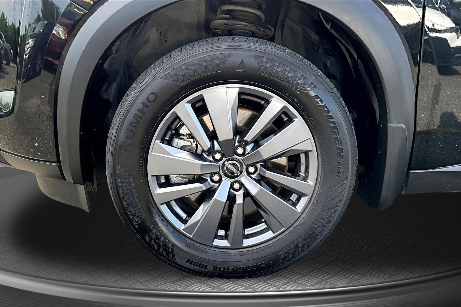 Used 2023 Black Nissan S image 25