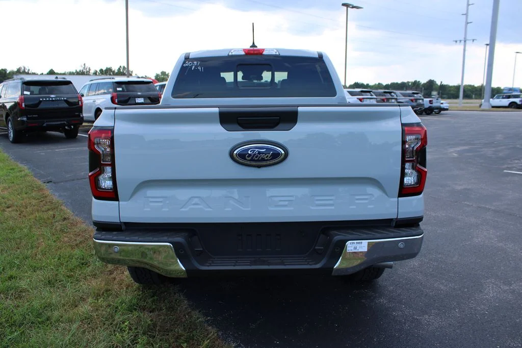 New 2026 Avalanche Ford Lariat® image 12