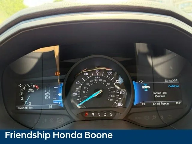 Used 2022 Black Ford SE image 19