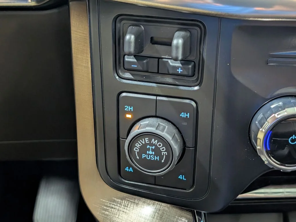 New 2026 Agate Black Metallic Ford King Ranch® image 11