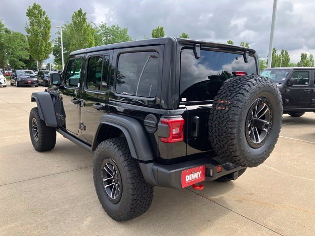 New 2026 Black Clear-Coat Exterior Paint Jeep Rubicon image 7