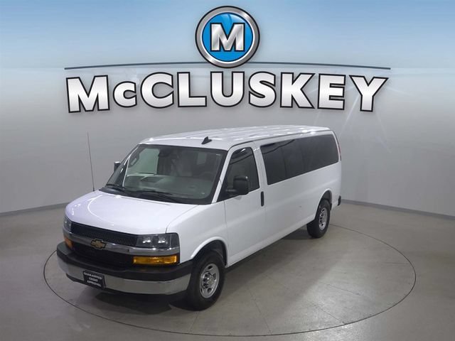Certified Used 2025 Summit White Chevrolet 1LT image 17