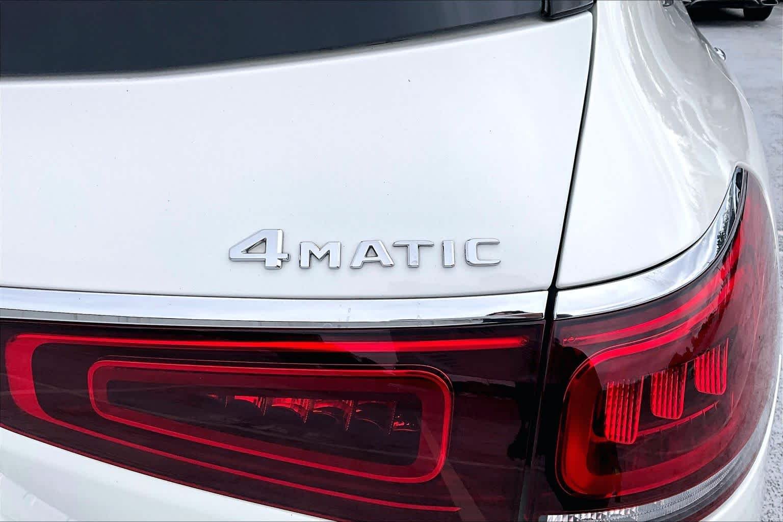 Used 2022 MANUFAKTUR Diamond White Bright Mercedes-Benz GLS 450 image 10