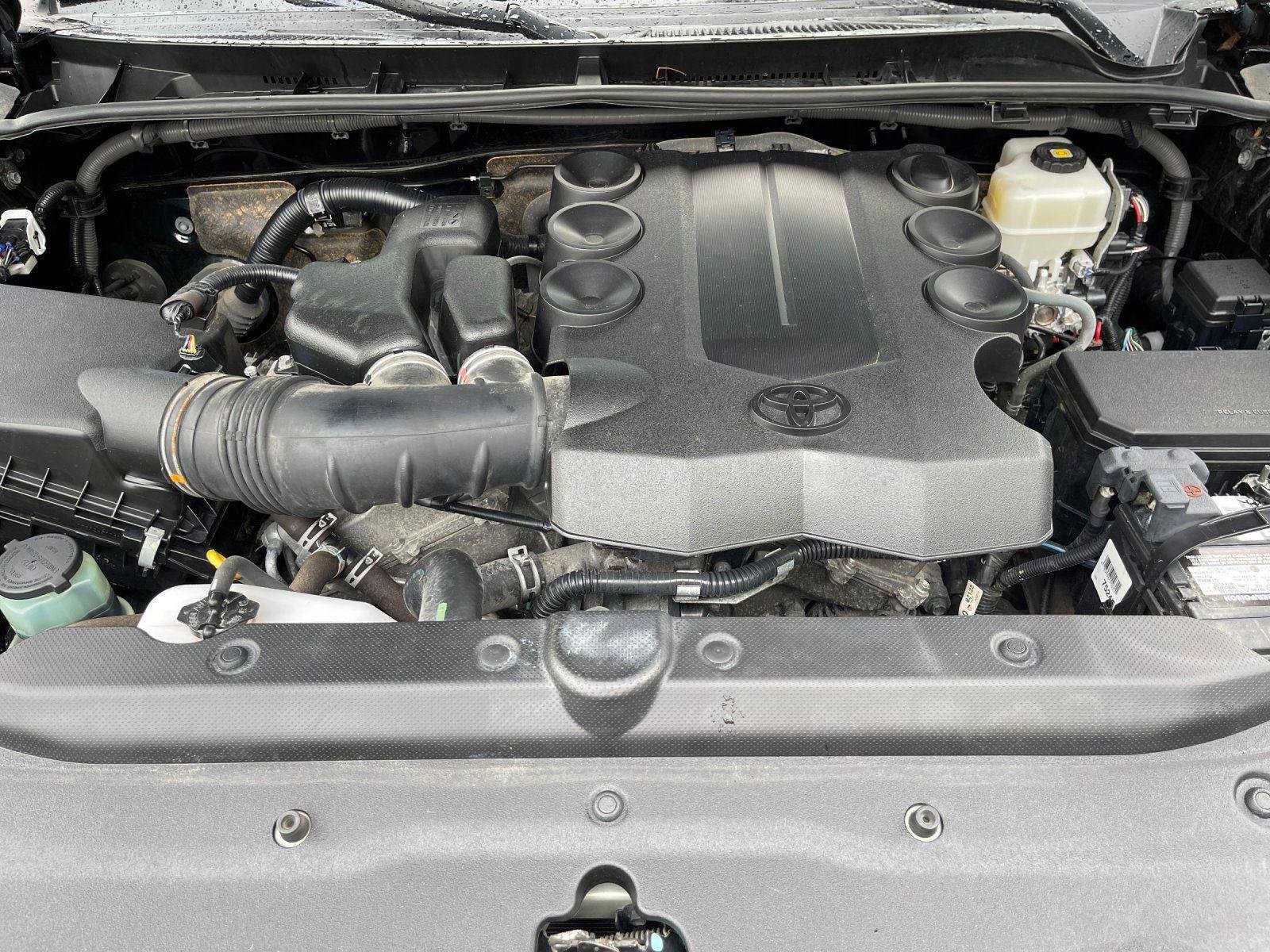 Used 2020 Midnight Black Metallic Toyota Nightshade image 9