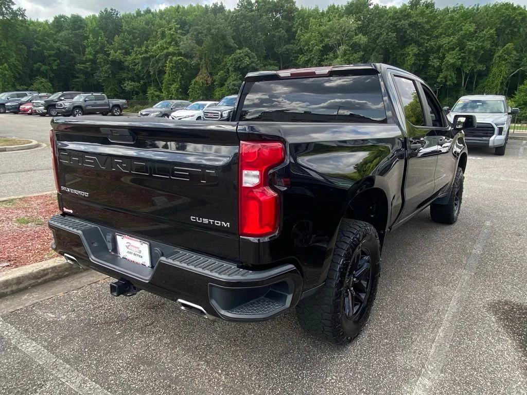 Used 2019 Black Chevrolet Custom Trail Boss image 15