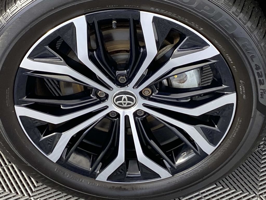 Used 2025 Brown Toyota XLE image 30