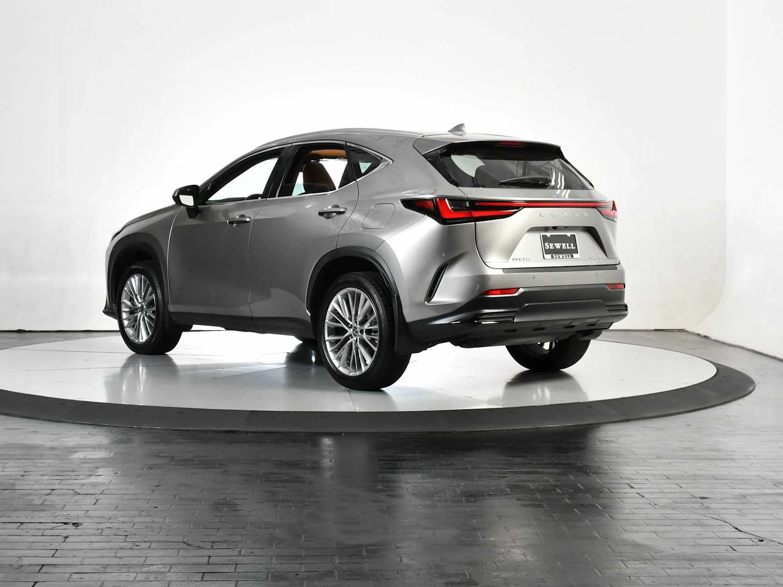 Used 2025 Atomic Silver Lexus Premium image 3