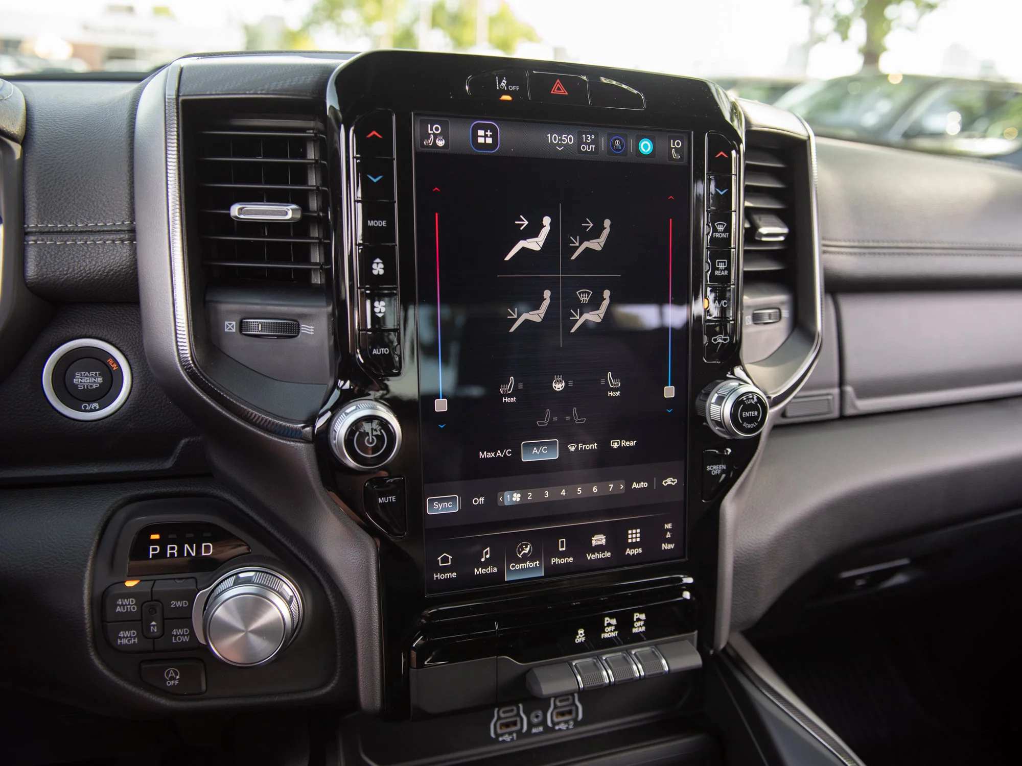 New 2026 Blue RAM Sport* Crew Cab 4x4, 3.92 Rear Axle, 22 Inch Wheels, Heated Seats/Wheel image 20