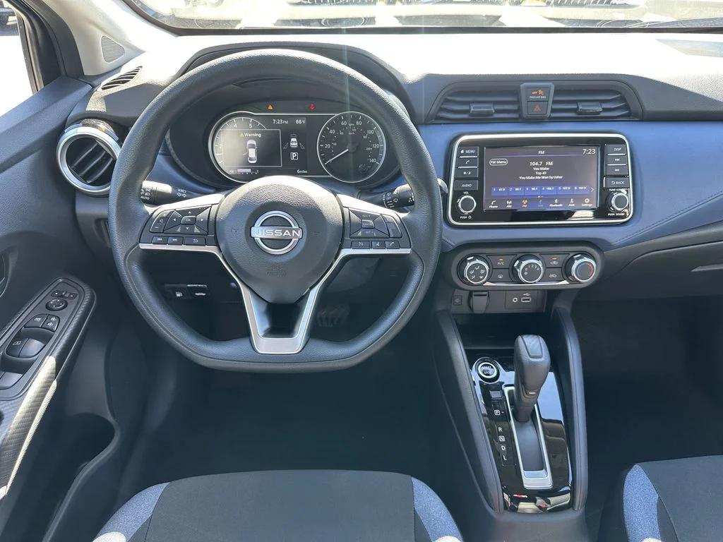 2025 Nissan Versa Sedan SV - Photo 17