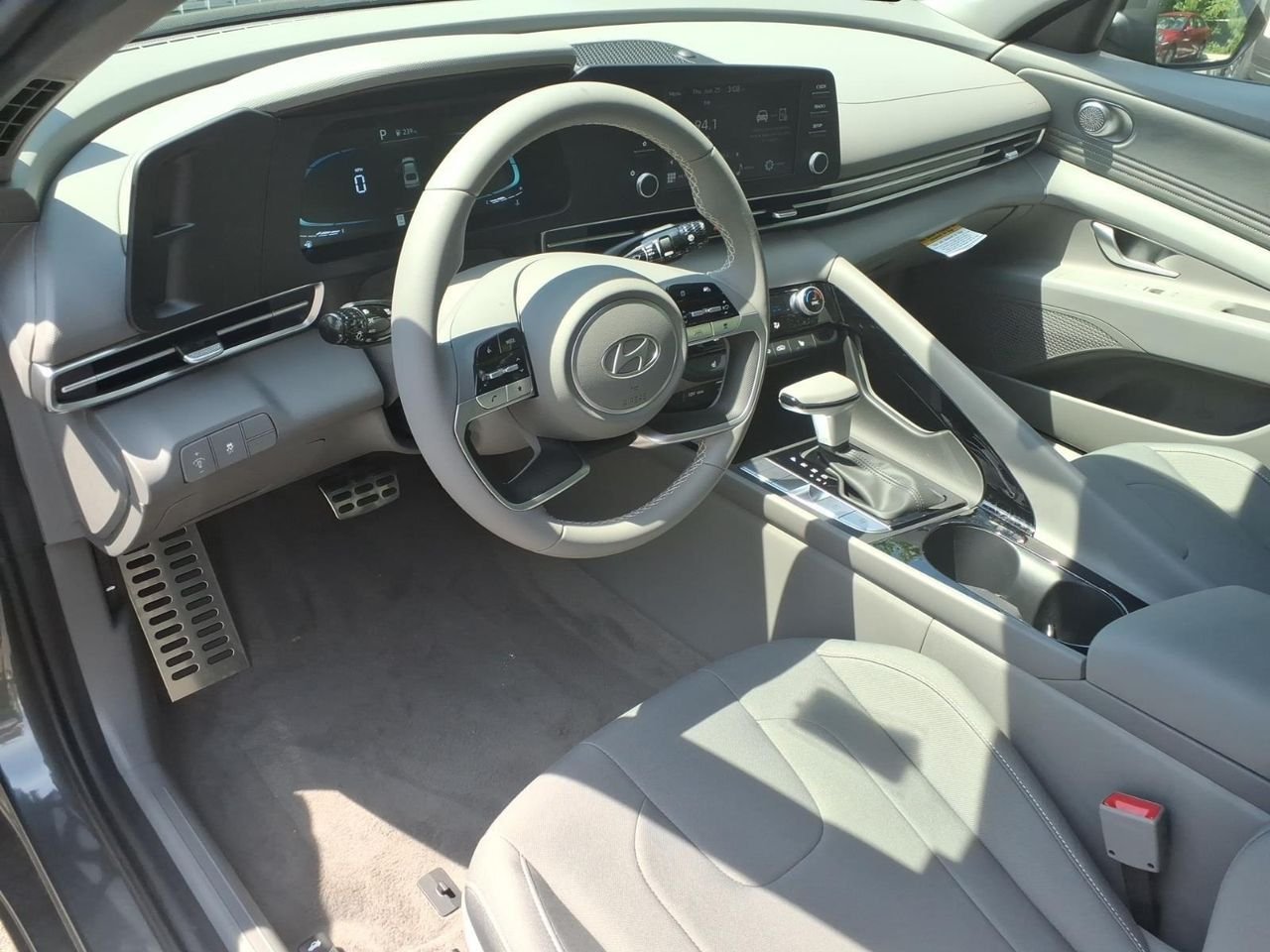 New 2026 Amazon Gray Hyundai SEL Sport Premium image 25