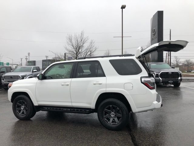 Used 2021 White Toyota Trail image 9
