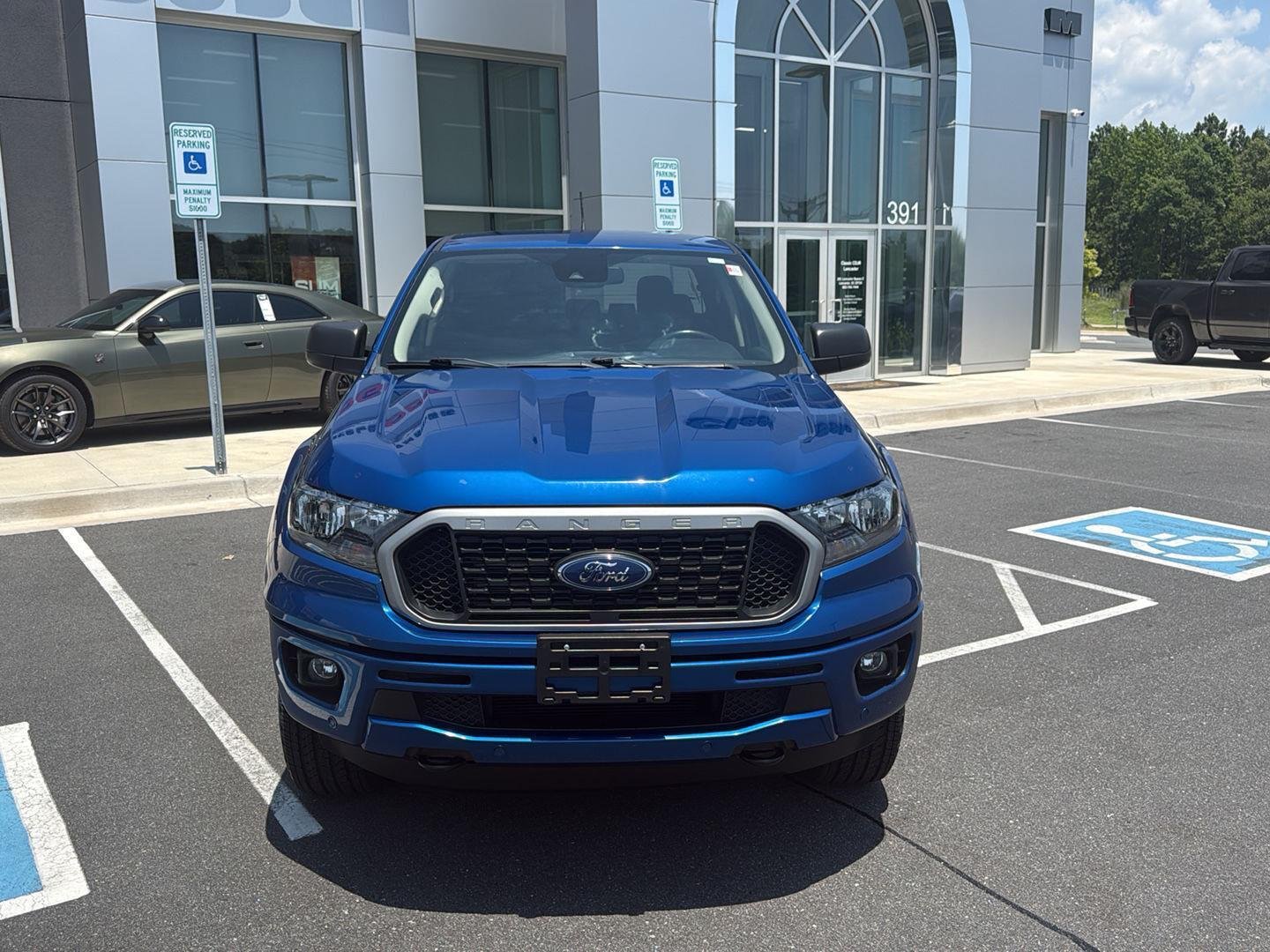Used 2019  FORD  image 3