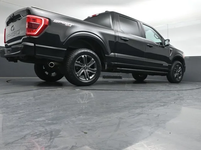 Certified Used 2023 Agate Black Metallic Ford XLT image 43