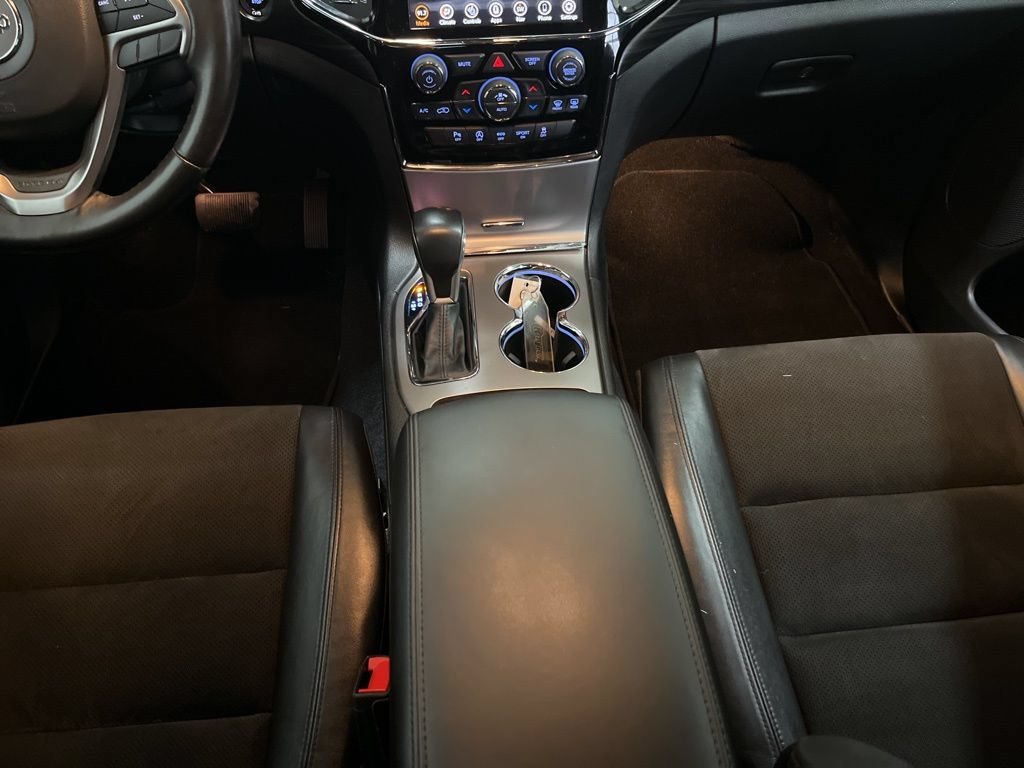 2019 Jeep Grand Cherokee Altitude - Photo 9