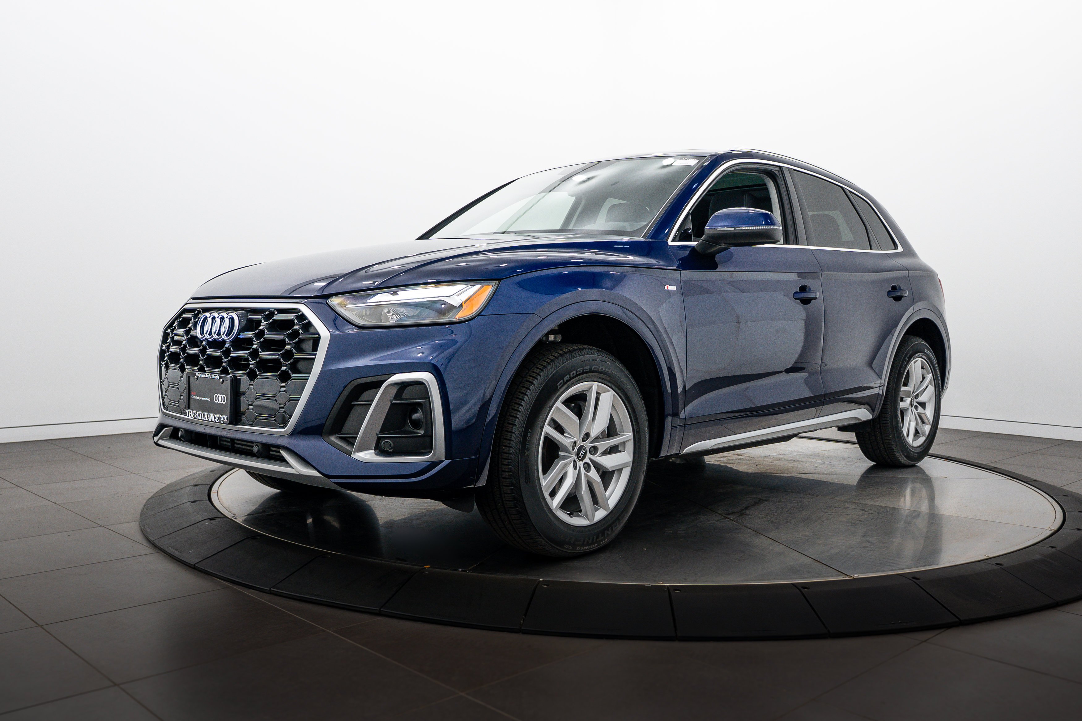 Certified Used 2023 Navarra Blue Metallic Audi S line Premium image 6